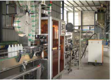 Mașină de etichetare termoizolantă impermeabilă și rezistentă la rugină pentru sticle din PVC și PET