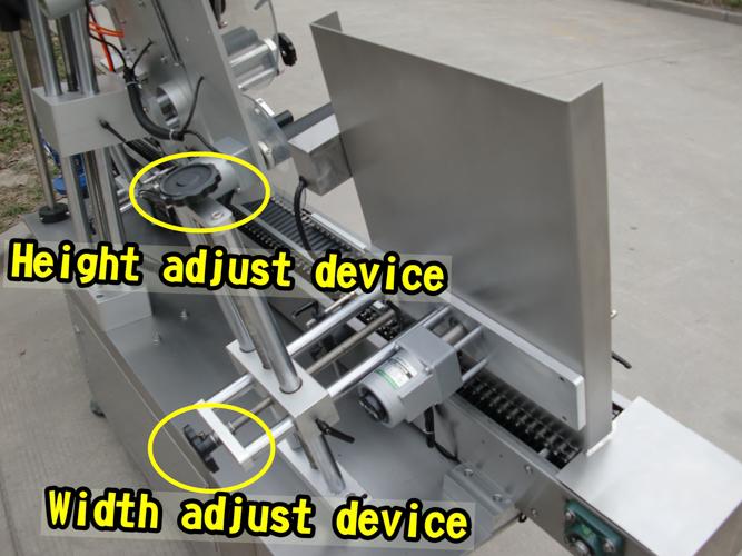 Mașină completă de aplicare a etichetelor pentru sticle automate cu certificat CE