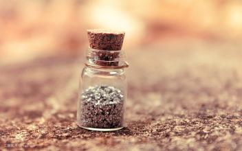 SUS304 Economy de mare viteză Mașină automată de etichetare a flacoanelor pentru borcane și sticle pentru adeziv cu autocolant