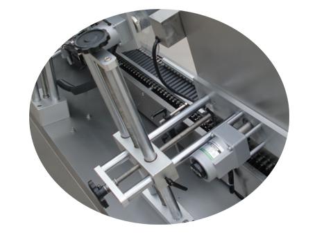 Mașină de etichetat tuburi de hârtie 500 de role cu etichetă autocolantă de țesătură autoadezivă