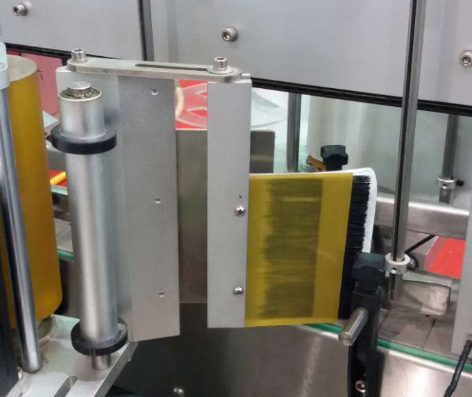 Etichetă automată pentru sticlă Mașină de etichetare cu autocolant dublu lateral pentru pungi în picioare