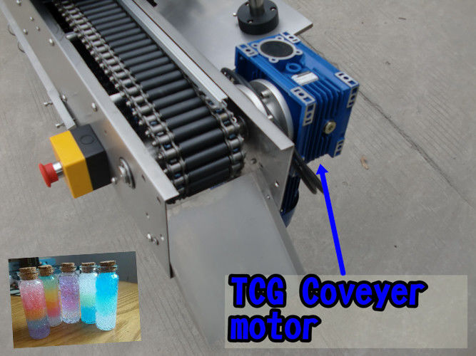 China SUS304 Economie automată 220V 2kw 50 / 60HZ capac de 5 galoane preț competitiv mașină de etichetare flacon furnizor