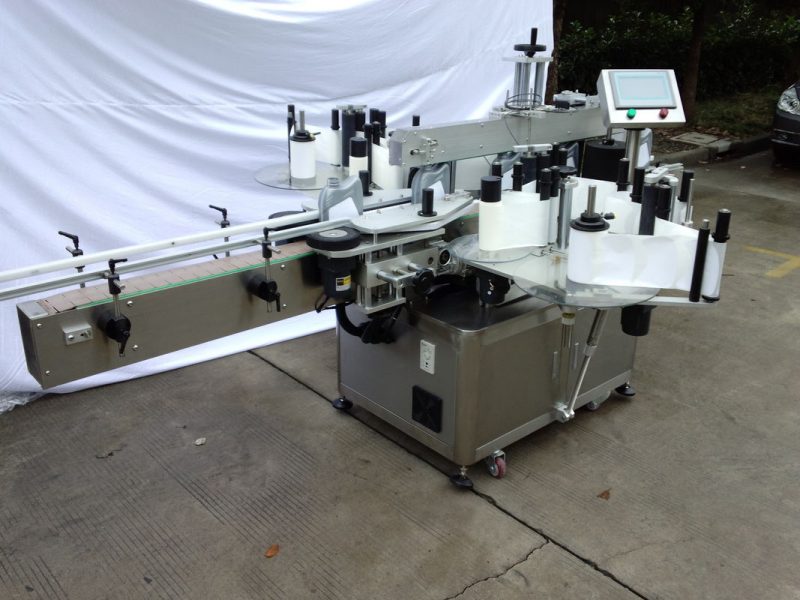 China Mașină de etichetare automată personalizată / Echipament de etichetare pentru autocolant autoadeziv furnizor