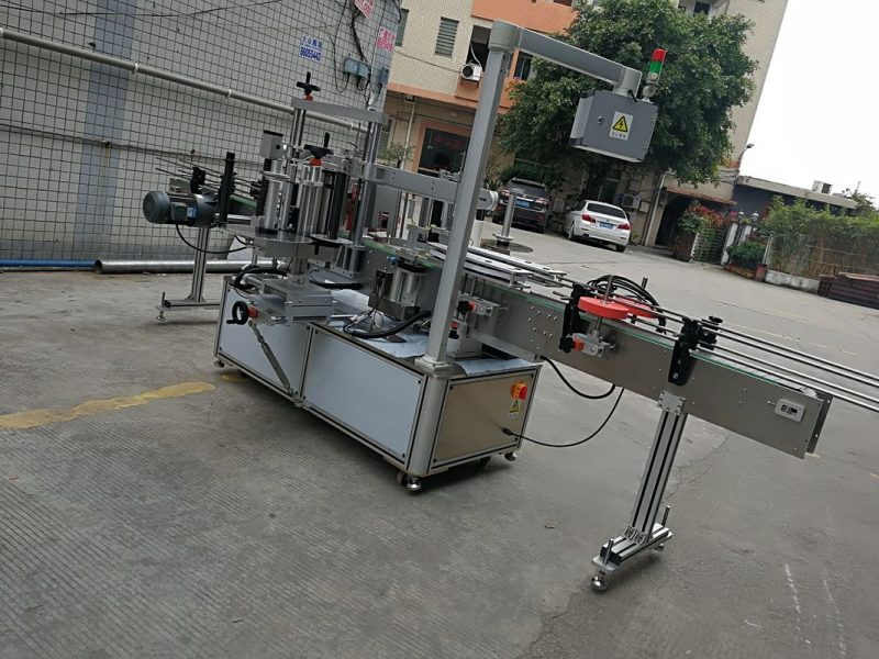 China Mașină de etichetare autoadezivă cu etichetă cu viteză mare 200BS / Min furnizor